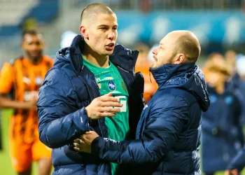 Попов відсвяткував Великдень із родиною Суркіса: захисник Динамо проводить свято разом із сім’єю президента — Футбол