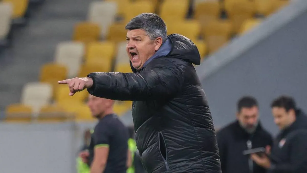 «У нього є діючий контракт»: в ЛНЗ прокоментували можливе призначення Пономарьова головним тренером Карпат