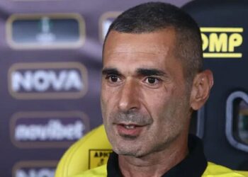 Головний тренер Аріса висловився про перемогу над Динамо у Лізі конференцій | Єврокубки