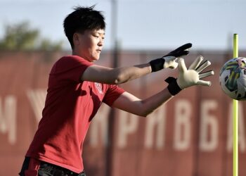 «Кривбасс» оформил исторический в украинском футболе трансфер из Китая