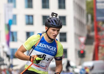 Мандзын стал вторым в Висбадене в смешанной эстафете | Биатлон |