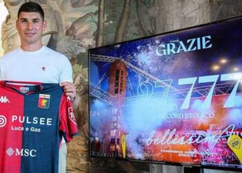 Руслан Малиновский официально стал игроком итальянского «Дженоа»