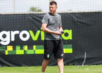 Руслан Ротань оцінив шанси Дніпра-1 у матчі-відповіді проти Славії у Лізі Європи | Єврокубки