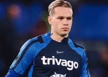 Челсі готовий позбавитися від Мудрика: в Англії розповіли, де може опинитися українець — Футбол