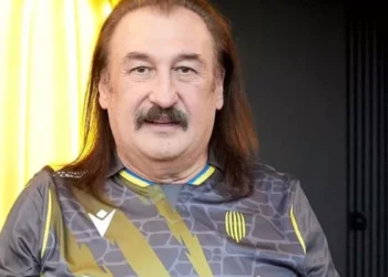 «Рух невпинно рветься в ЛЧ»: вогняна реакція фанатів на підписання угоди із зіркою шоу-бізнесу — Футбол