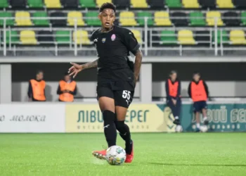 Лідер Зорі став найкращим гравцем Ліги конференцій за одним показником: він допоміг вистояти проти Гента — Футбол