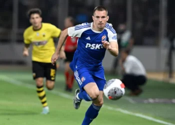 Вистачило 11 хвилин: Михайличенко вийшов на заміну та віддав два асисти у ЛК, відео результативних дій українця — Футбол