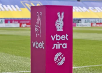 Турнірна таблиця УПЛ після восьмого туру: успіх Динамо, Зоря у зоні вильоту і продовження казки Кривбаса — Футбол