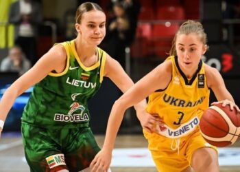 Дві гравчині збірної України виступатимуть у чемпіонаті Чехії | Баскетбол |