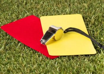 Бригаду российских судей УЕФА допустил к работе