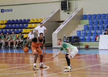 Черкаські Мавпи провели контрольний матч з командою Вищої ліги — Федерація баскетболу України