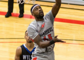 Американець Девіс готується до нового сезону з Львівською Політехнікою | Баскетбол |