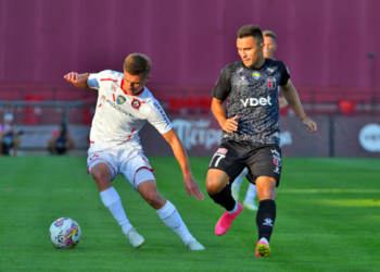 «Кривбас» вириває перемогу у «Вересу» в ендшпілі гри