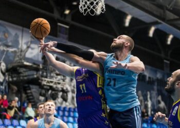 Перед стартом Суперліги Favbet: лідери історичного рейтингу за передачами, блоками та підбираннями — Федерація баскетболу України