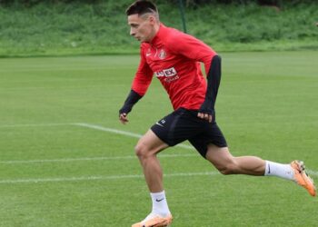 Русин официально перешел в «Сандерленд» из Чемпионшипа