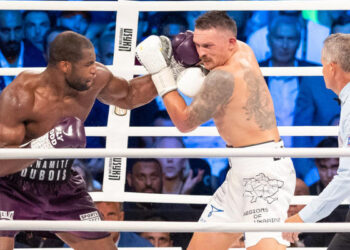 Стало известно условие для реванша Усик — Дюбуа — Спорт )Бокс