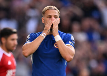 В матче «Челси» — «Ноттингем Форест» Михаил Мудрик получил худшую оценку в команде от Whoscored