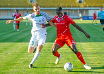 «Ворскла» поступається «Кривбасу», ведучи в рахунку