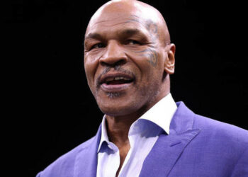 «Все получится»: Тайсон оценил шансы Нганну в бою с Фьюри — Спорт ):Бокс