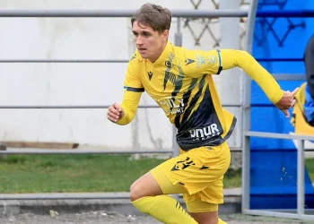 На замітку Реброву: Квасниця назвав трьох гравців Руха, які заслуговують на виклик до збірної України — Футбол