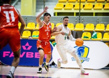 Запоріжжя переграло Кривбас на старті Суперліги | Баскетбол |