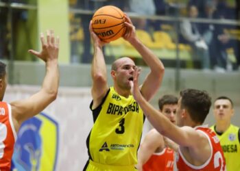 БІПА розгромила Кривбас на старті Суперліги | Баскетбол |