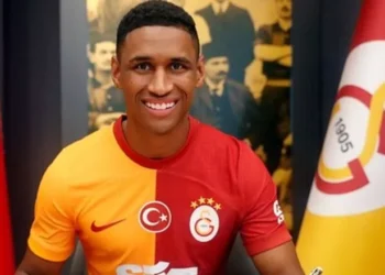 «Трансфер Тете законний»: президент Галатасарая відповів Палкіну на його заяву щодо бразильця — Футбол