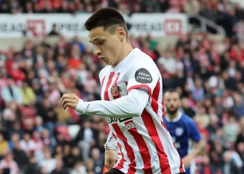 Русин відіграв півтайма за Сандерленд у Чемпіоншипі: Кухаревича випустили на останні хвилини гри Свонсі — Футбол