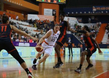 Аліна Ягупова провела результативний матч в Євролізі, Вікторія Балабан — краща в матчі Балтійської ліги — Федерація баскетболу України
