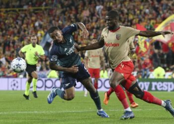 «Арсенал» с Зинченко проиграл «Лансу» во 2-м туре группового этапа Лиги чемпионов