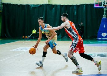 Будівельник в конкурентному матчі здолав Рівне — Федерація баскетболу України