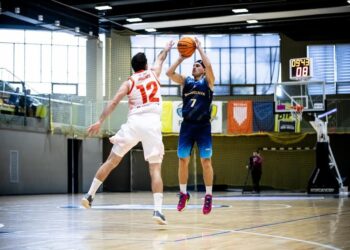 Будівельник здобув першу перемогу в сезоні — Федерація баскетболу України