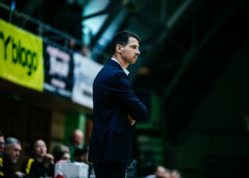 Черкаські Мавпи розпочали сезон перемогою над Політехнікою-Галичиною: відео прессконференції — Федерація баскетболу України