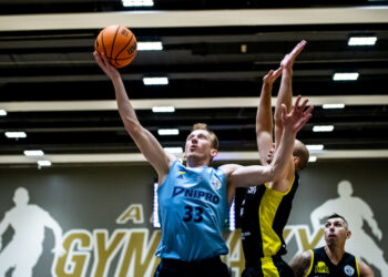 Дніпро переміг БІПУ та завершив київський бабл без поразок — Федерація баскетболу України