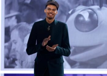 Вембаньяма — найкращий баскетболіст року у Франції | Баскетбол |