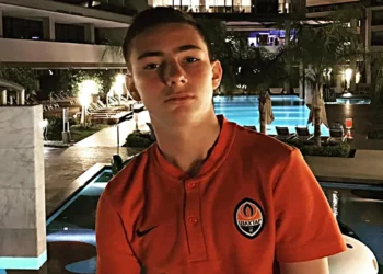 «Не бажаємо йому успіхів у подальшій кар’єрі»: Шаблій розірвав угоду зі скандальним гравцем Шахтаря — Футбол