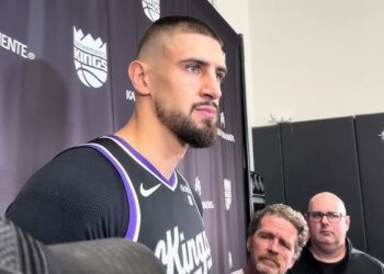 Олексій Лень: У мене є власний фонд. Я допомагаю біженцям з України — Федерація баскетболу України