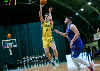 Прикарпаття-Говерла в напруженному матчі здолала Старий Луцьк: фотогалерея — Федерація баскетболу України