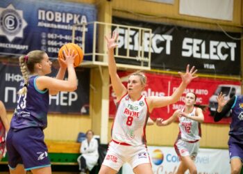 Рівне вдруге переграв Інтерхім, Франківськ-Прикарпаття одержав четверту перемогу поспіль — Федерація баскетболу України