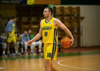 Сергій Старцев: Усі налаштовані по-бойовому, завдання – перемагати у кожній грі! — Федерація баскетболу України