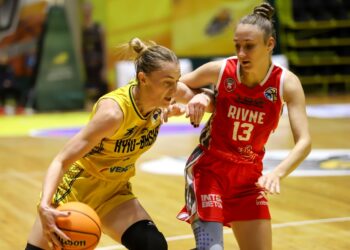 Старт жіночої Суперліги: фотогалерея матчу Київ-Баскет — Рівне-ОШВСМ — Федерація баскетболу України