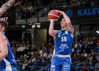 Українці за кордоном: результативна гра Ковляра, 7 очок Санона — Федерація баскетболу України