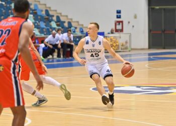 Українці за кордоном: Зотов — найрезультативніший гравець матчу, 11 очок Пустового в чемпіонаті Іспанії — Федерація баскетболу України