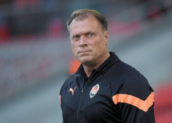 Ван Леувен рассказал, что помогло его команде справиться с «Антверпеном»