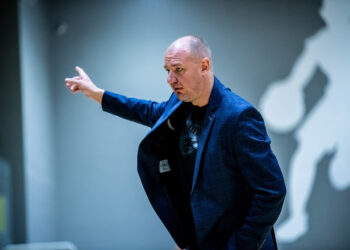 Впевнена перемога Дніпра в матчі проти БІПИ: відео пресконференції — Федерація баскетболу України