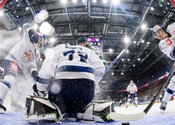 16 команд з шести країн готові до плей-офф CHL | Хокей |