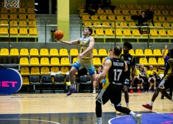 БІПА дала бій, але поступилась Будівельнику: хайлайти матчу Суперліги Favbet 16 листопада — Федерація баскетболу України