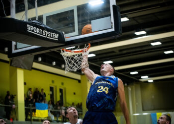 Будівельник переміг Запоріжжя на старті нового ігрового тижня: хайлайти матчу 14 листопада — Федерація баскетболу України