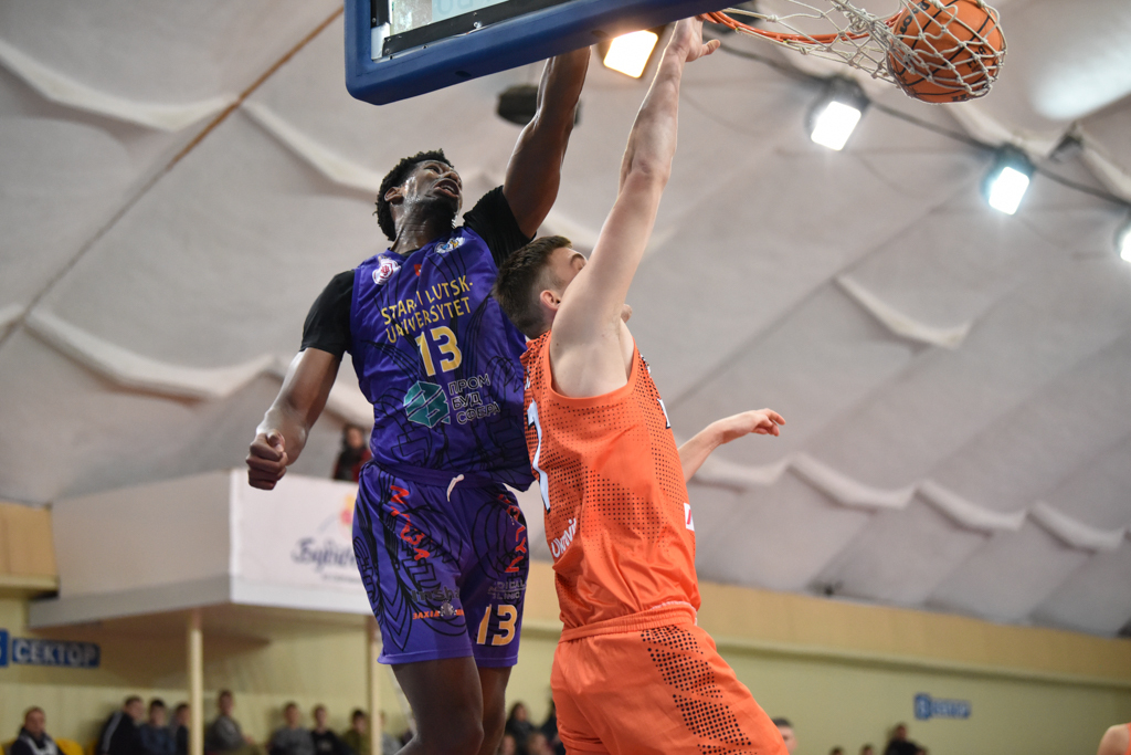 Черкаськi Мавпи вдома здолали Старий Луцьк: фотогалерея