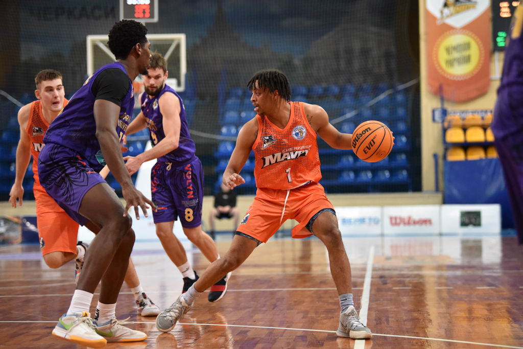 Черкаські Мавпи впевнено переграли Старий Луцьк: хайлайти матчу Суперліги Favbet 23 листопада